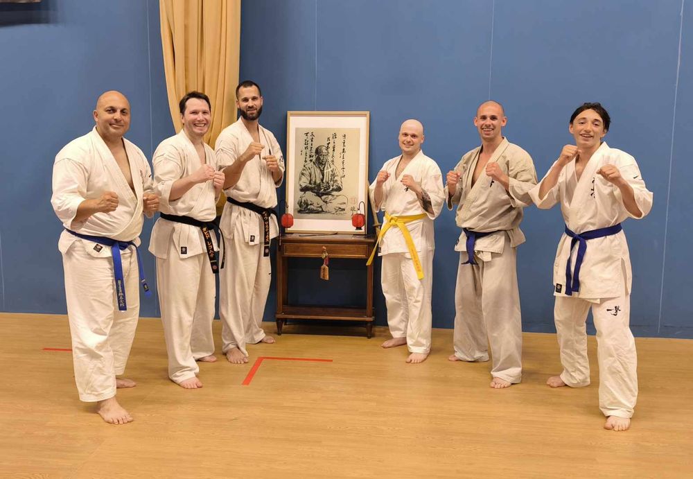 Passage grades zone sud karate kyokushinkai à Tourette Levens